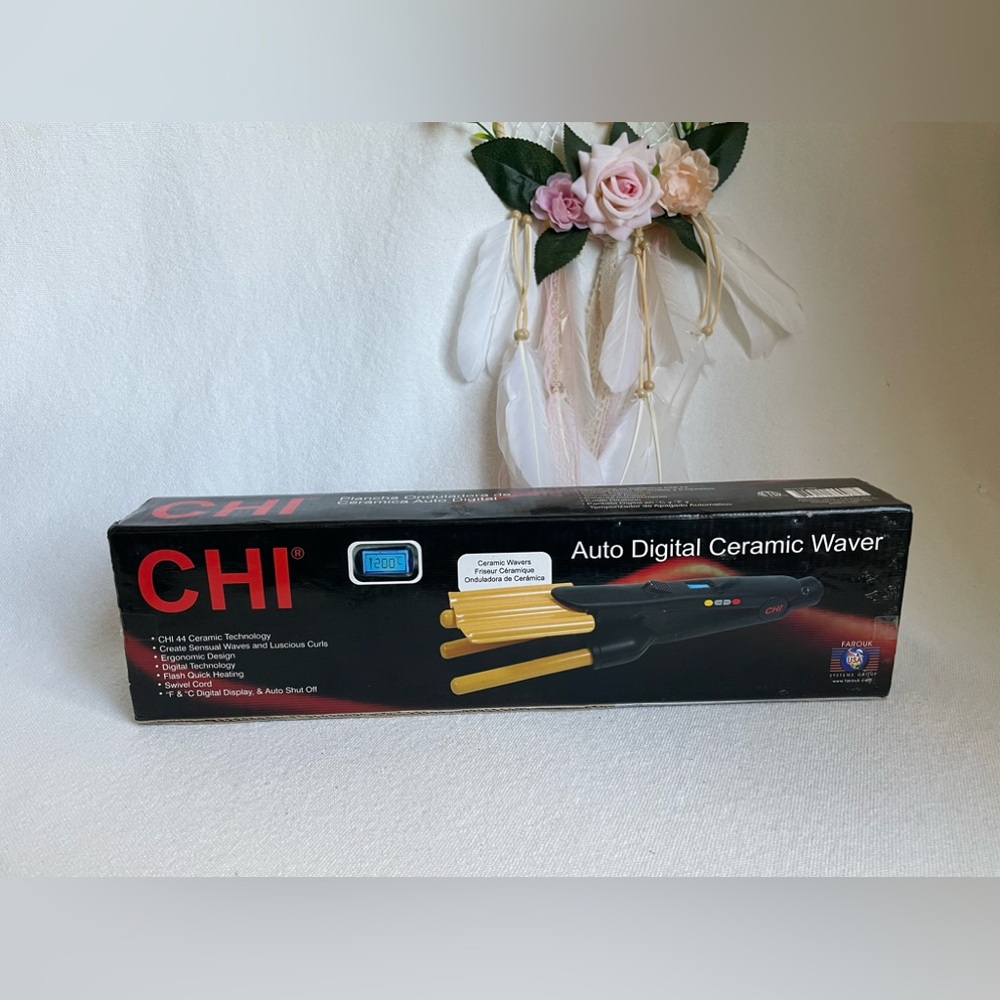 CHI Auto Digital Ceramic Waver **NIB**